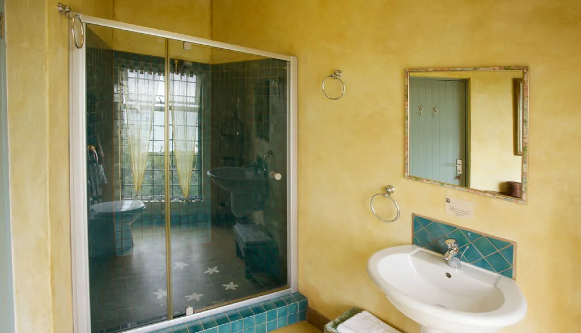 Valparaiso Guesthouse