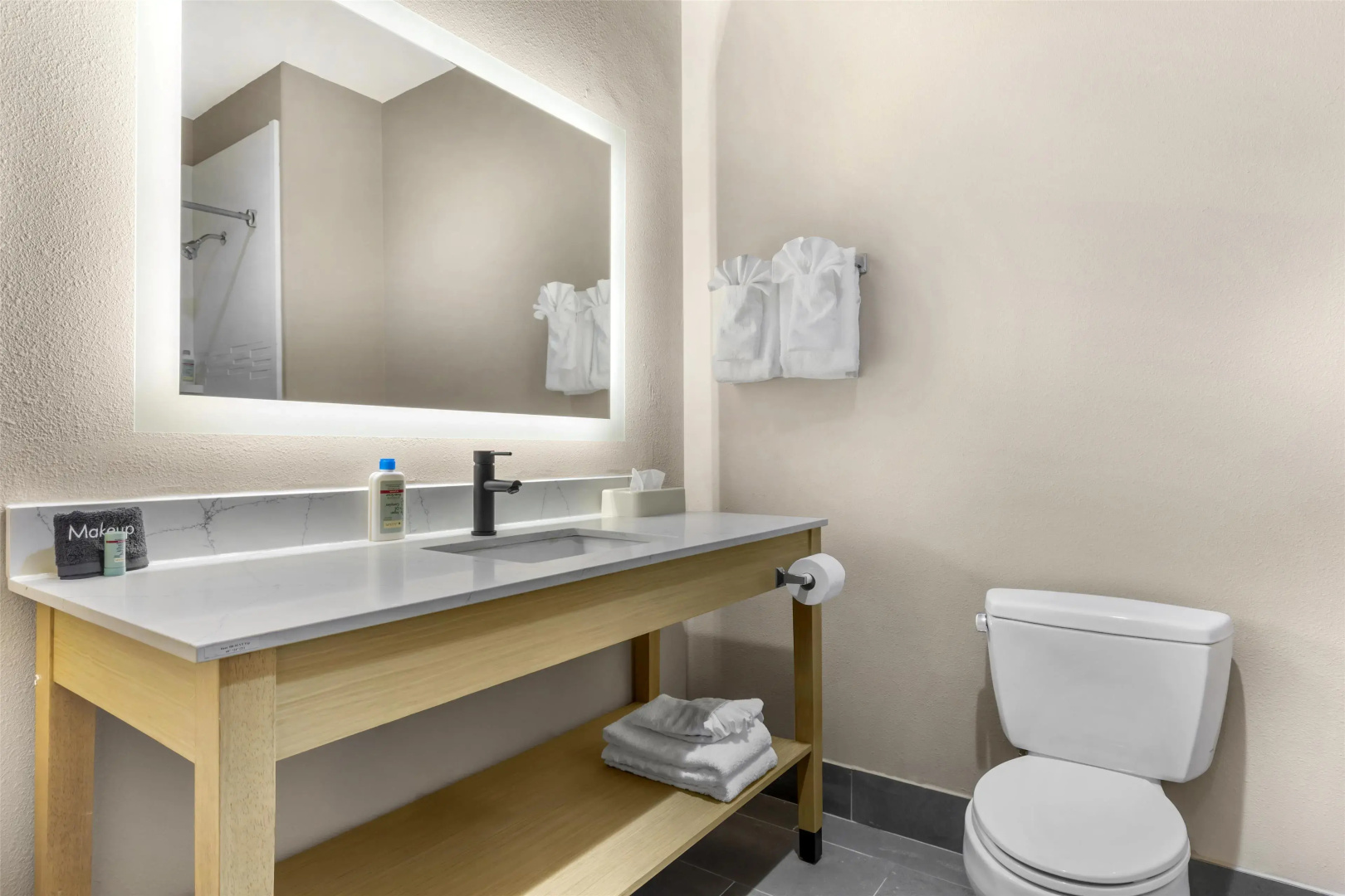 Best Western Red River Inn & Suites