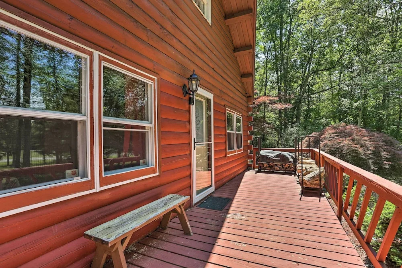 Hike + Ski: Log Cabin in East Stroudsburg!