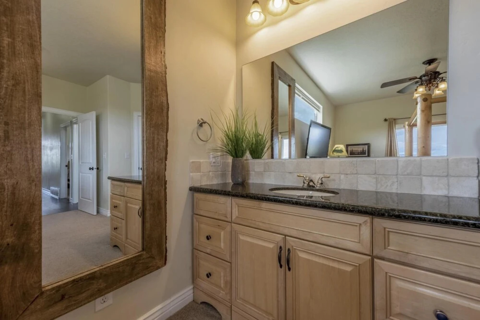 Family FUN Cabin! Sleeps 36, Mountainside w/ Beach Access, and Kid Paradise Yard