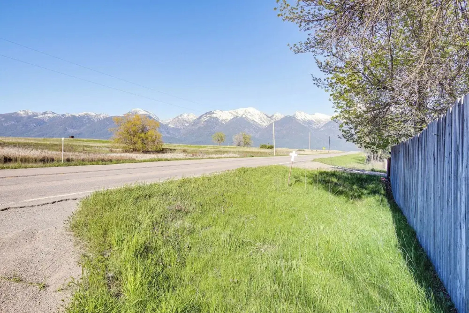 Charlo Cabin Rental ~ 20 Mi to Flathead Lake!