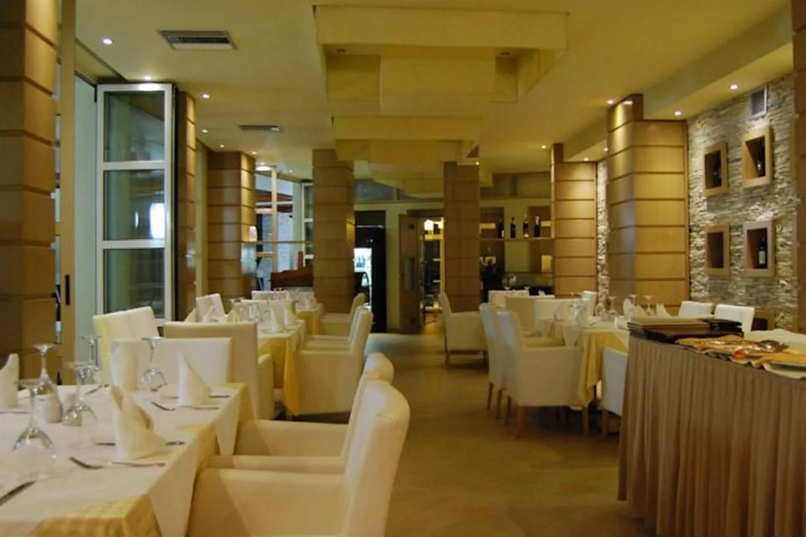 Rapos Resort Hotel