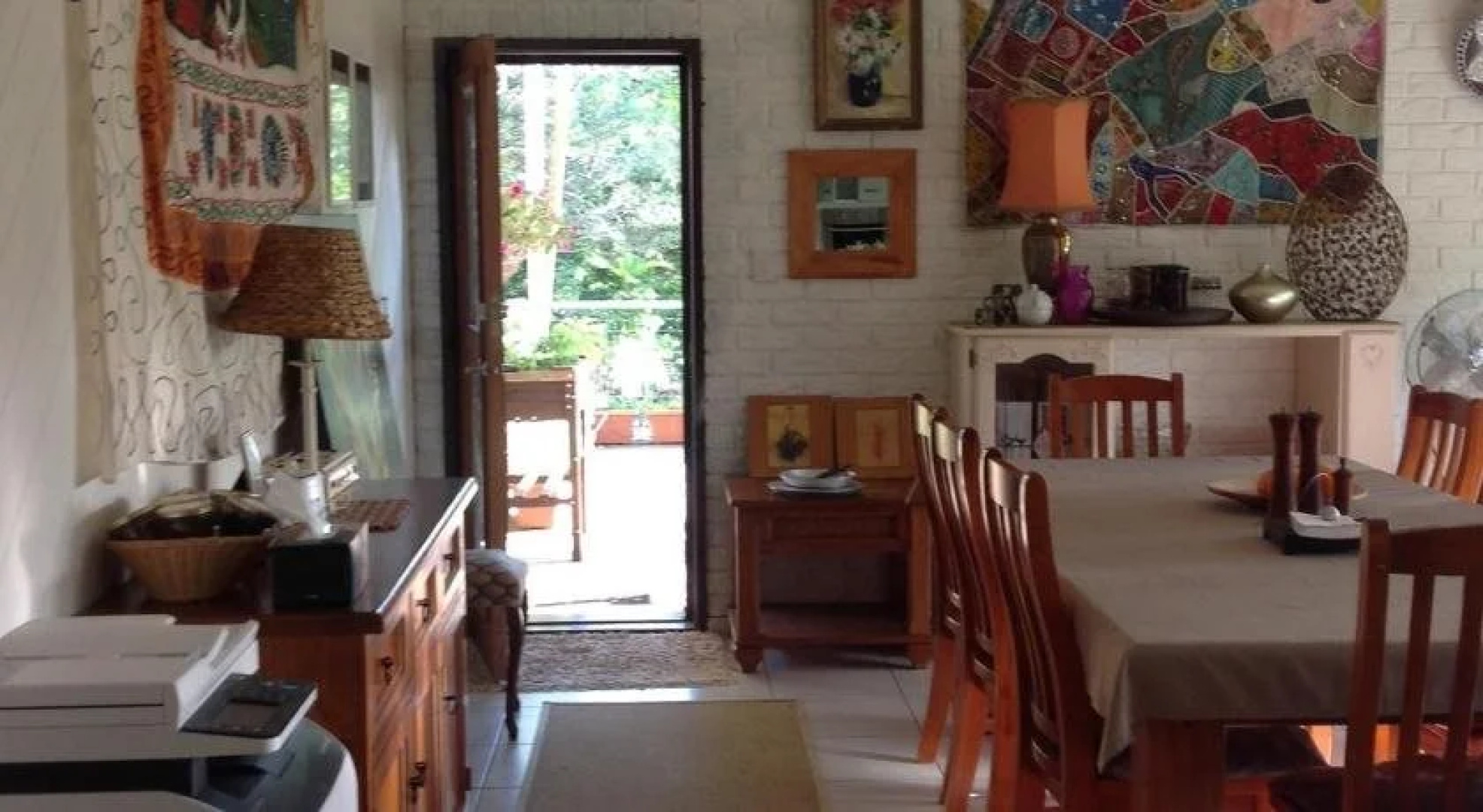 Eumundi Guesthouse and B&B