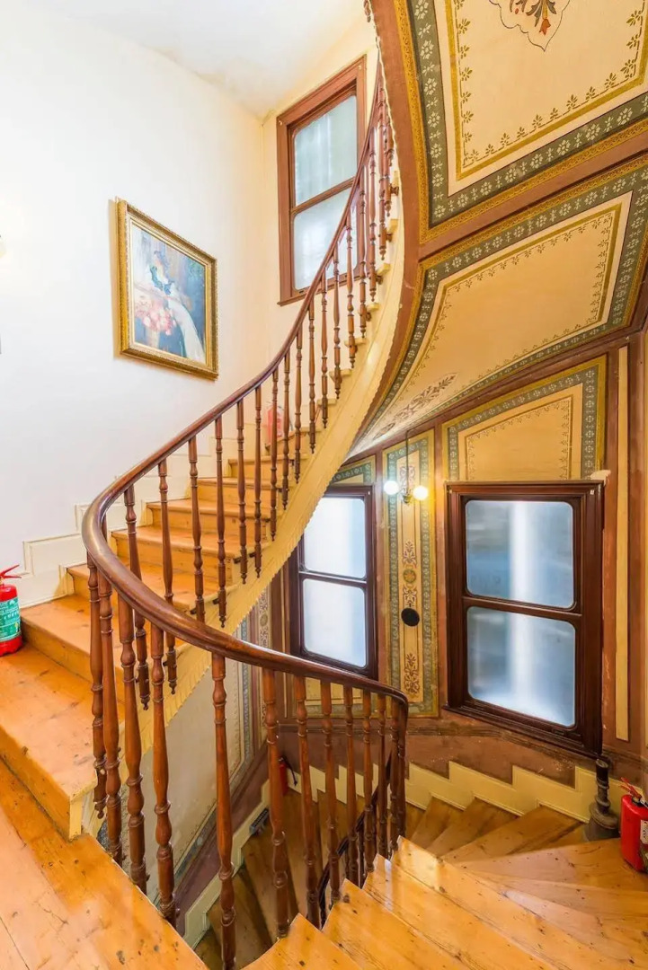 Büyükada Anastasia Meziki History Mansion