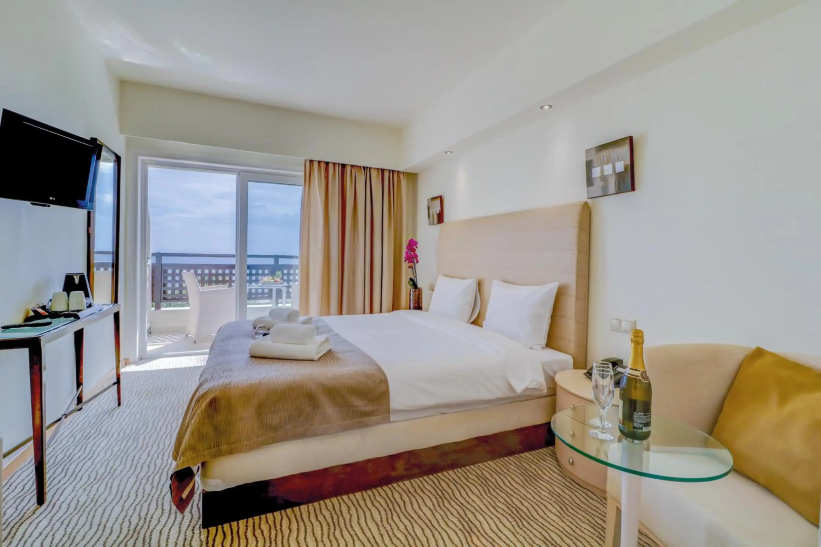 Olympian Bay Grand Resort