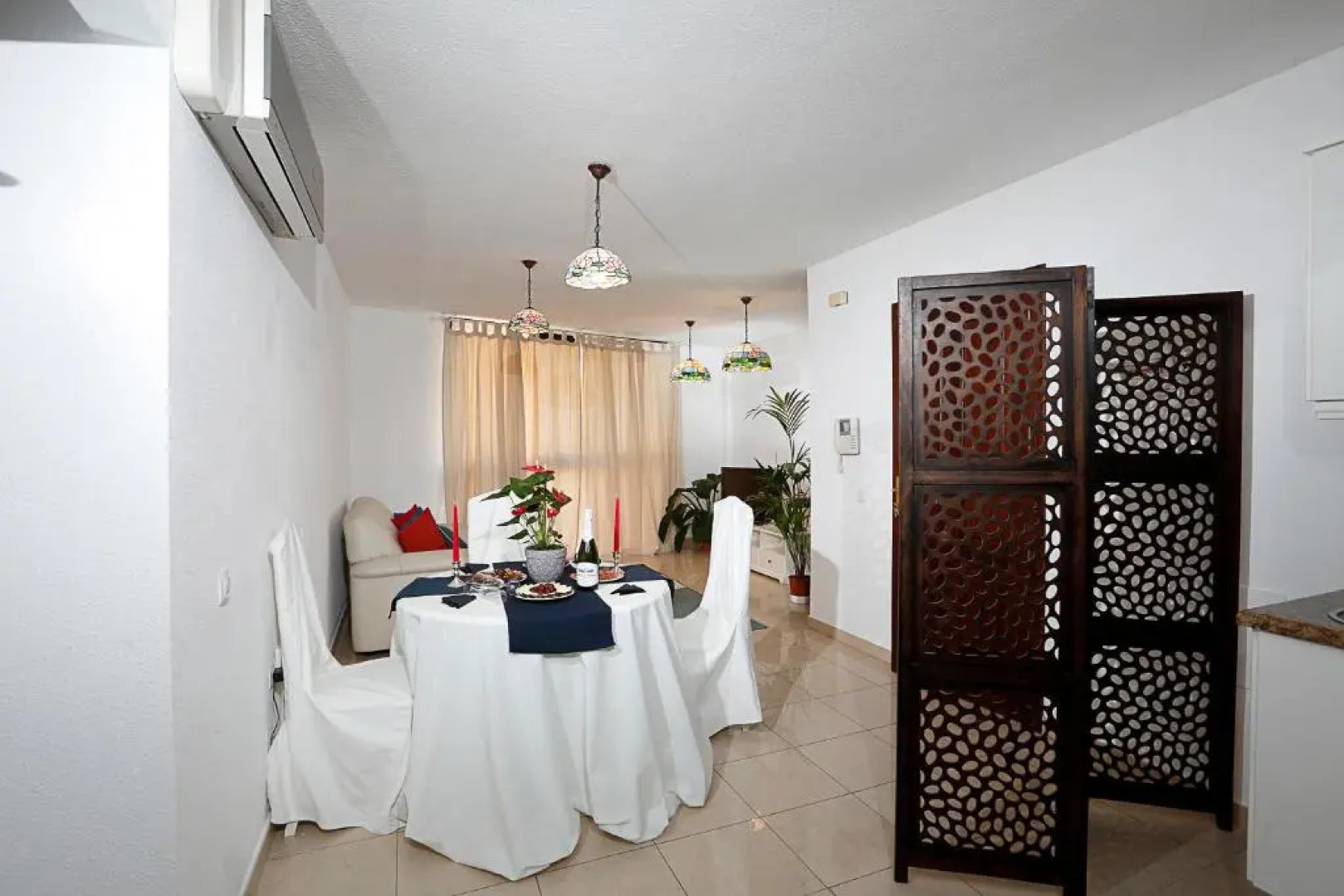 Apartamento Frente Al Puerto de Candelaria a 20 Metros de la Playa.