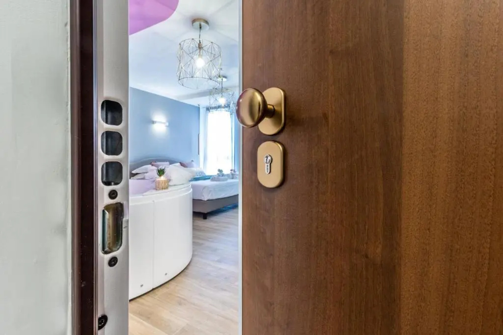 4 Star Bologna Train Station - Self Check-In