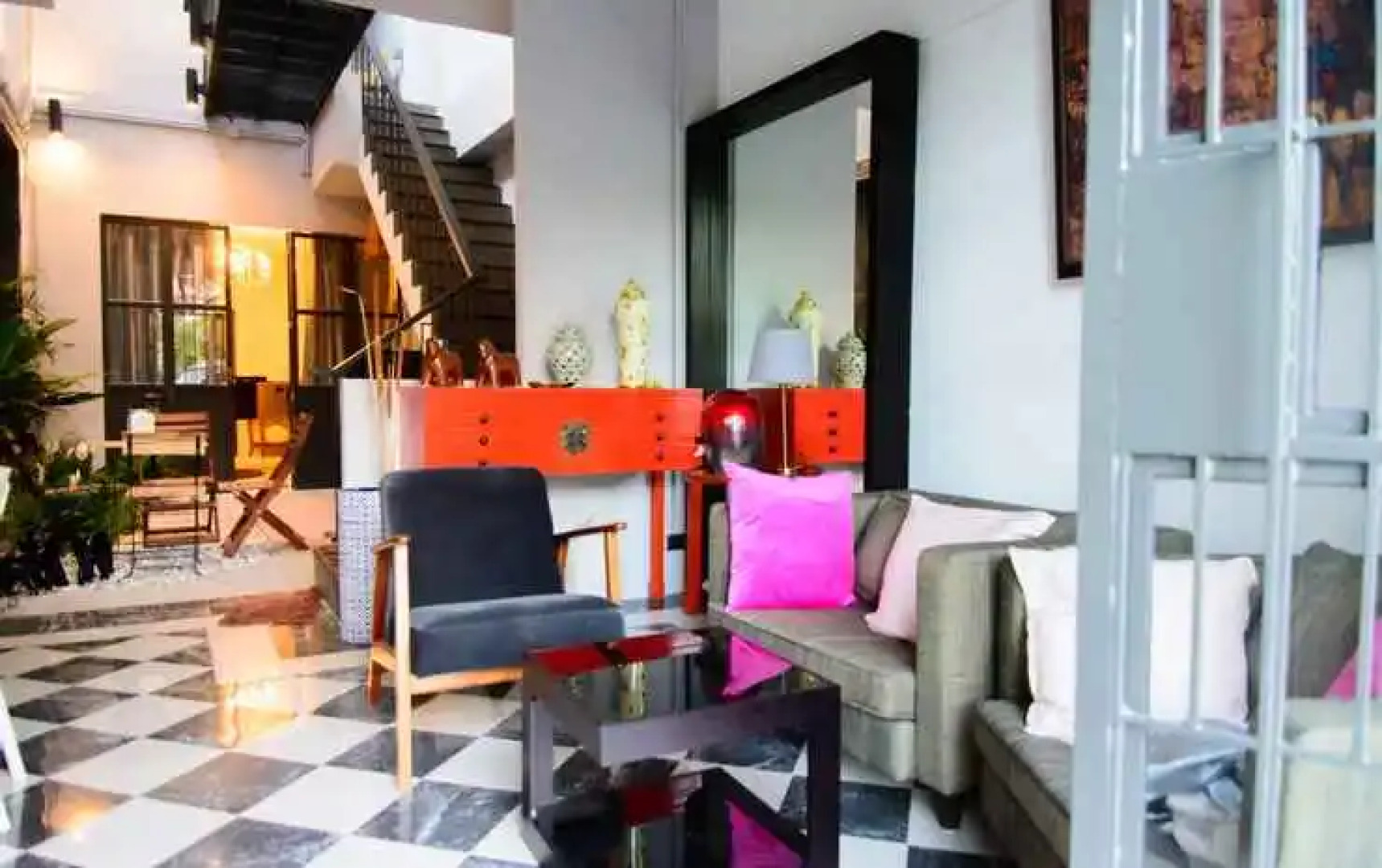 87 Oldtown @ River Pier