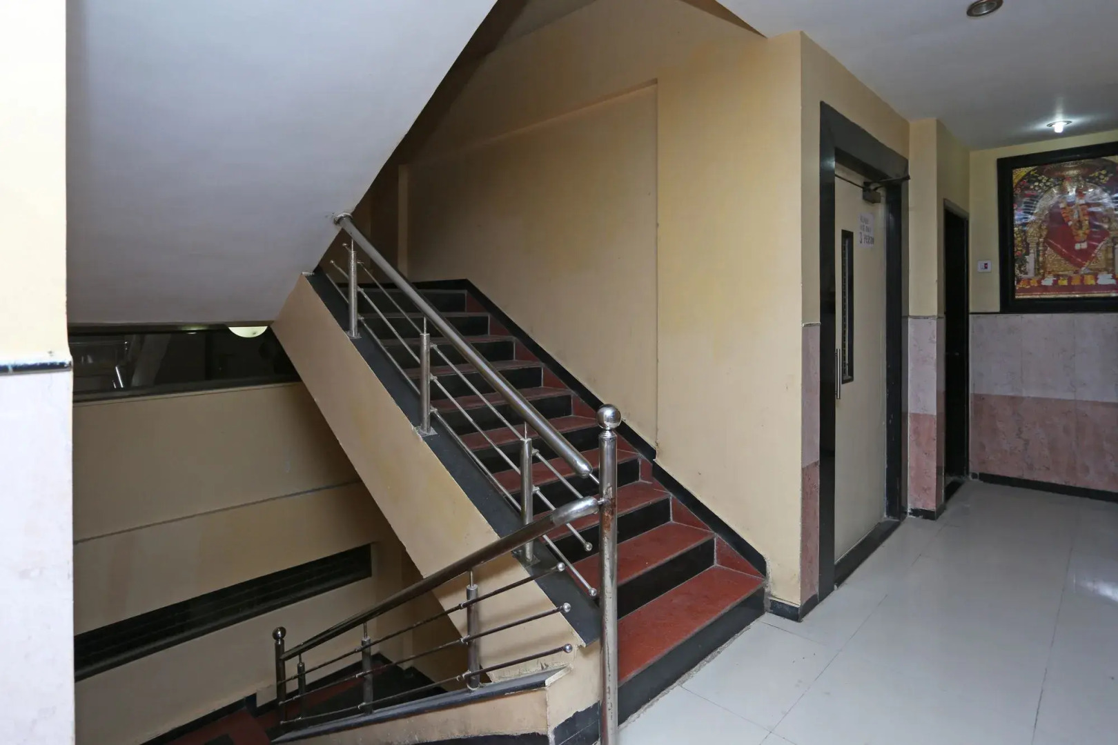 OYO 7710 Kundan Regency