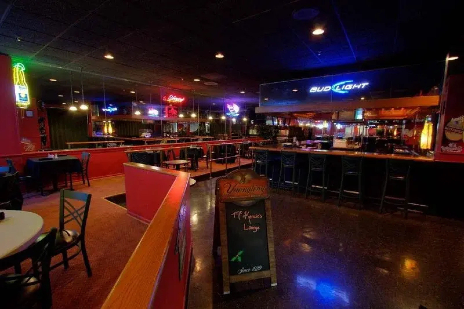 DoubleTree by Hilton Clarksville Riverview