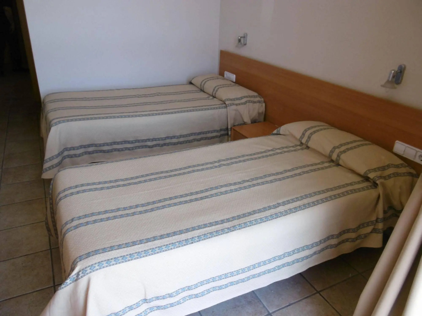 HOTEL ORENETA - Gironella