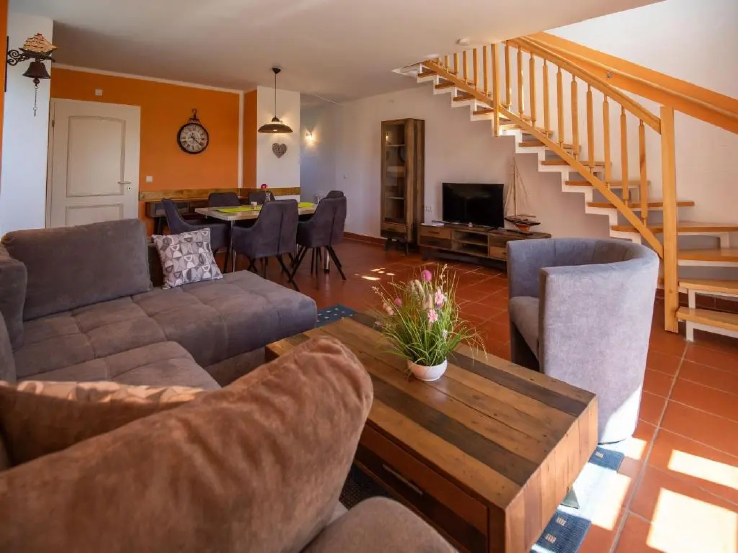 Komfort Appartement mit 2 Schlafzimmern und Terrasse C05