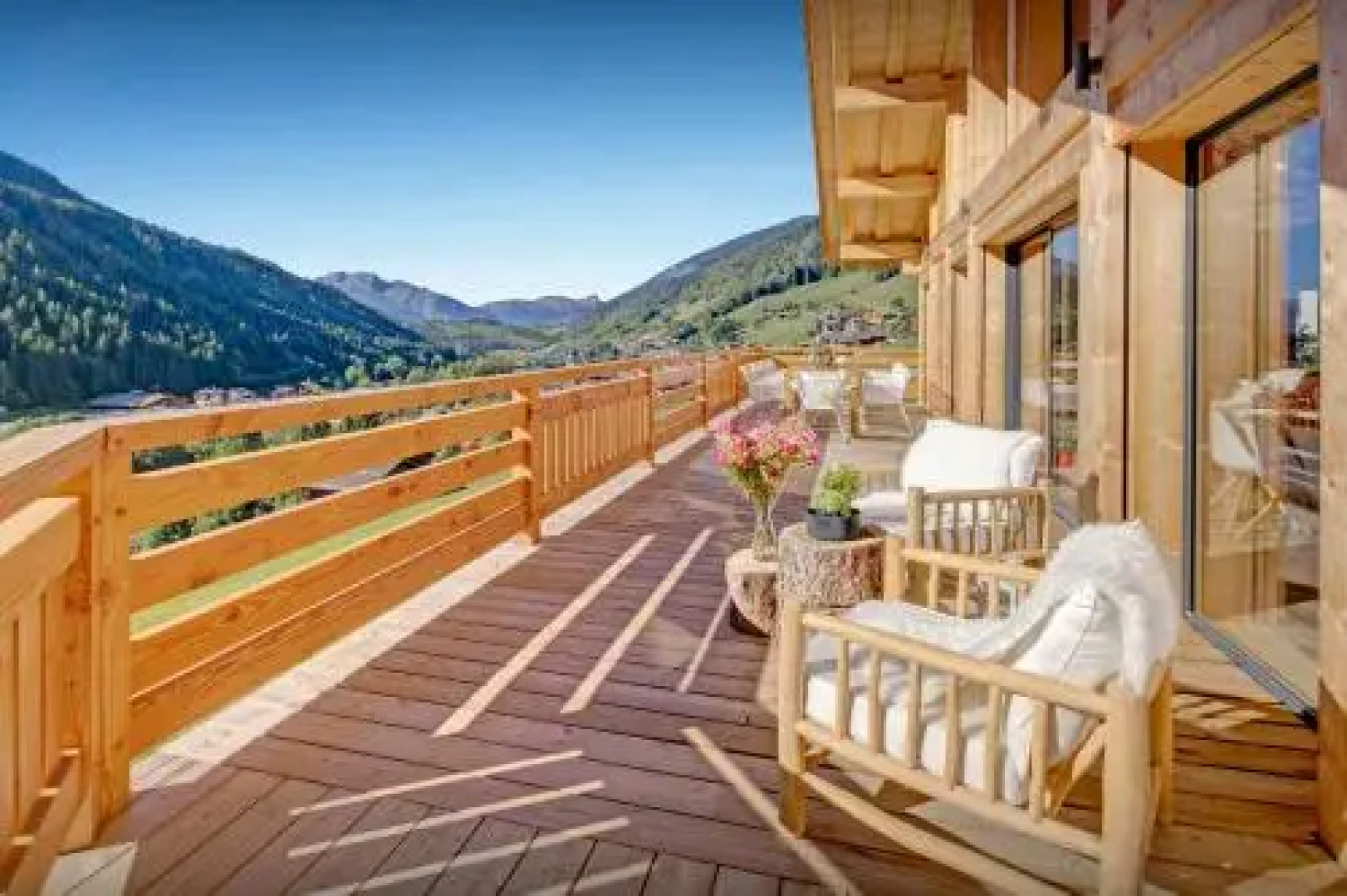 Fleur des Neiges Grand Bornand - OVO Network