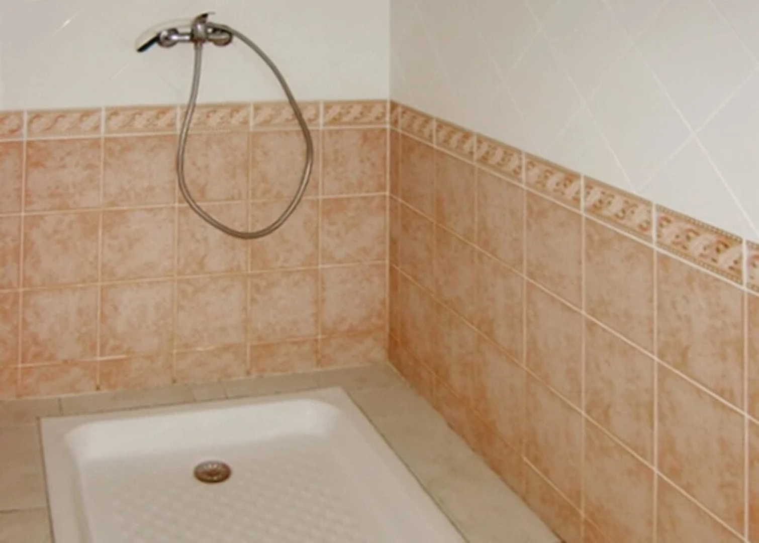 House With 3 Bedrooms in Grézels, With Private Pool and Furnished Garden
