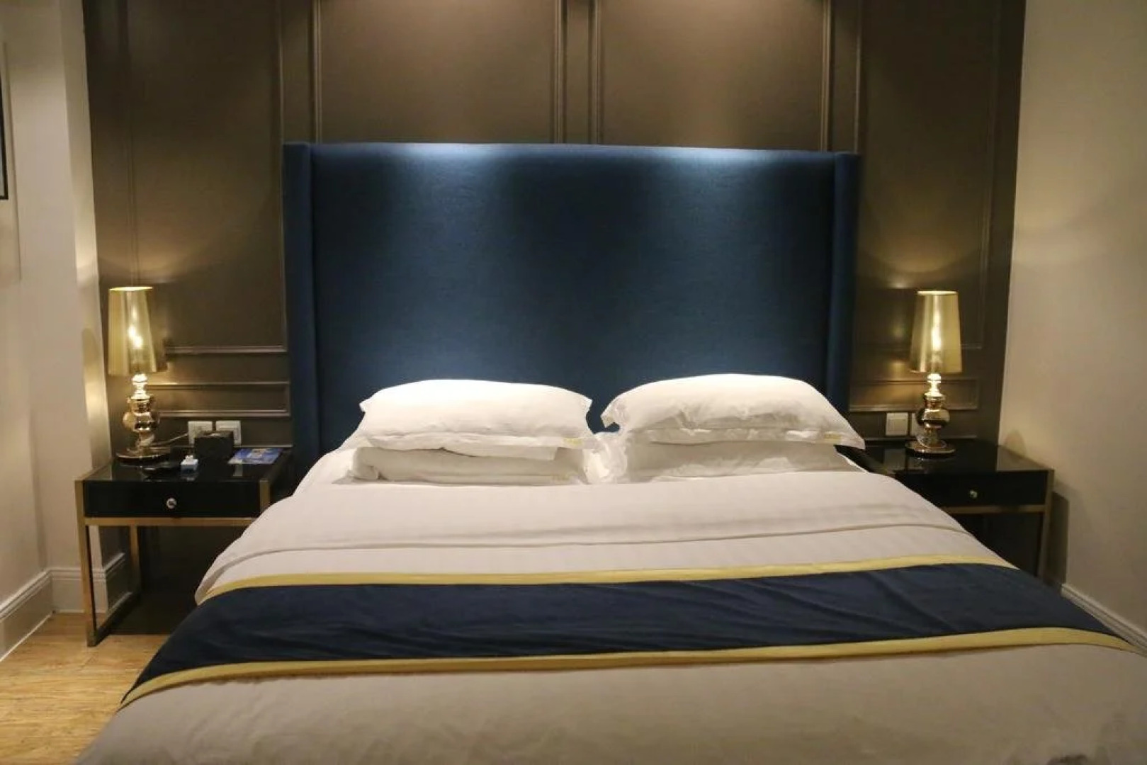 Ju Yuan Business Hotel