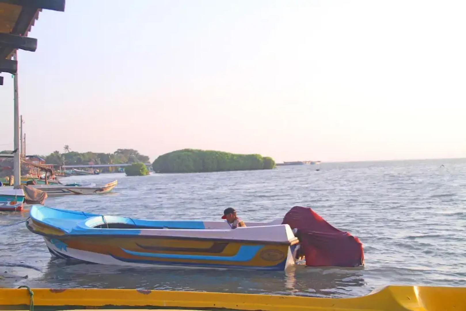 OYO 255 Atara Lagoon