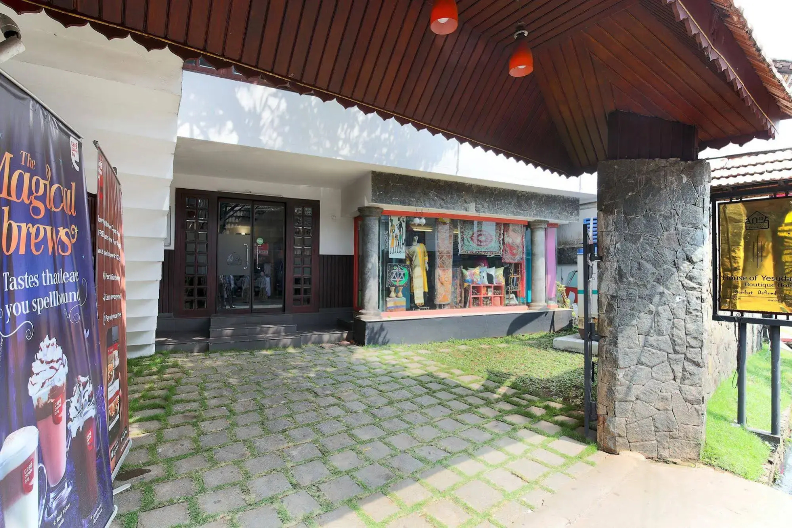 Treebo House Of Yesudas