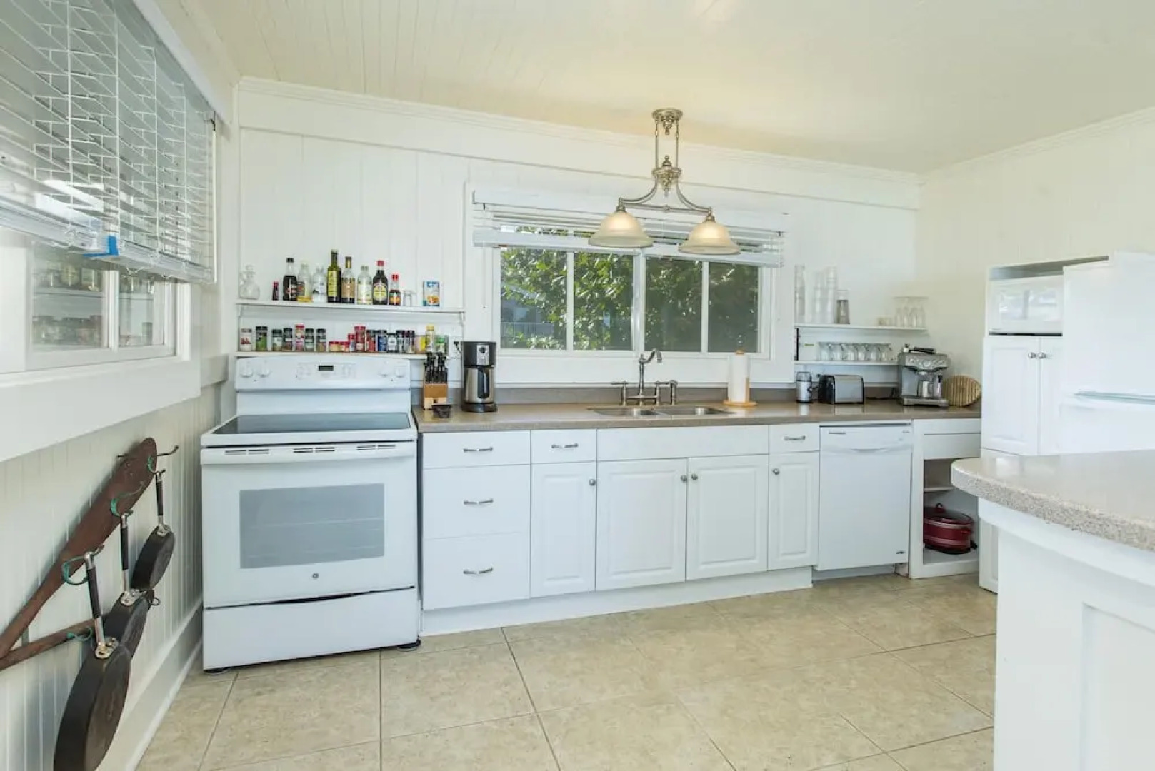 Hale Kalani - 2 Br Home