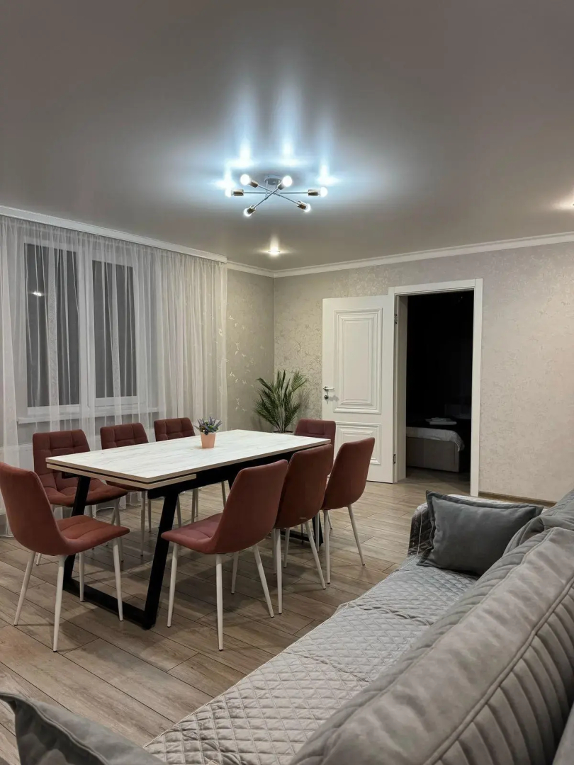 West House  (Вест Хаус) бассейн, баня и горы в 40 минутах