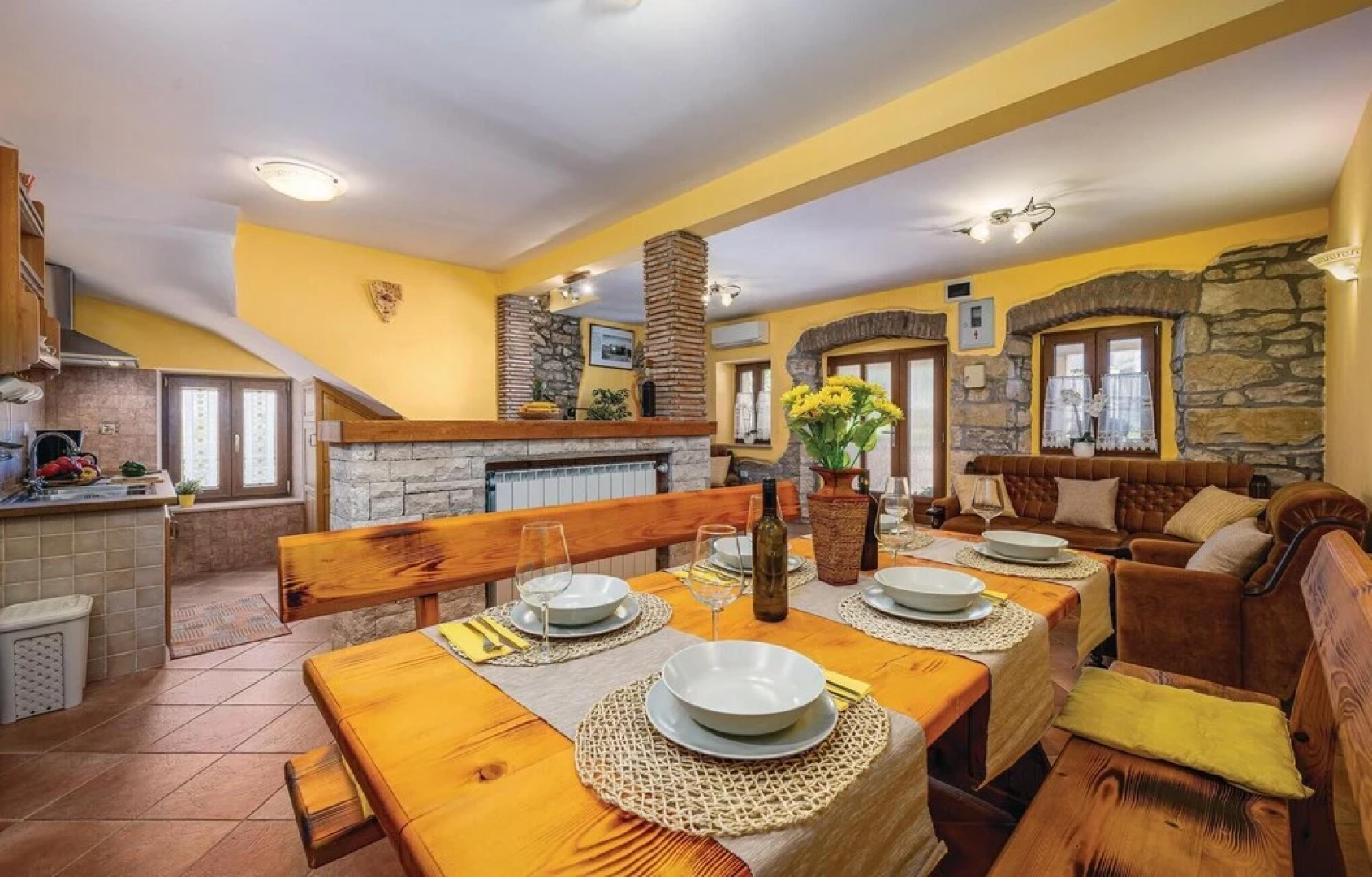 Nice Home in Nova Vas With 4 Bedrooms, Wifi and Outdoor Swimming Pool