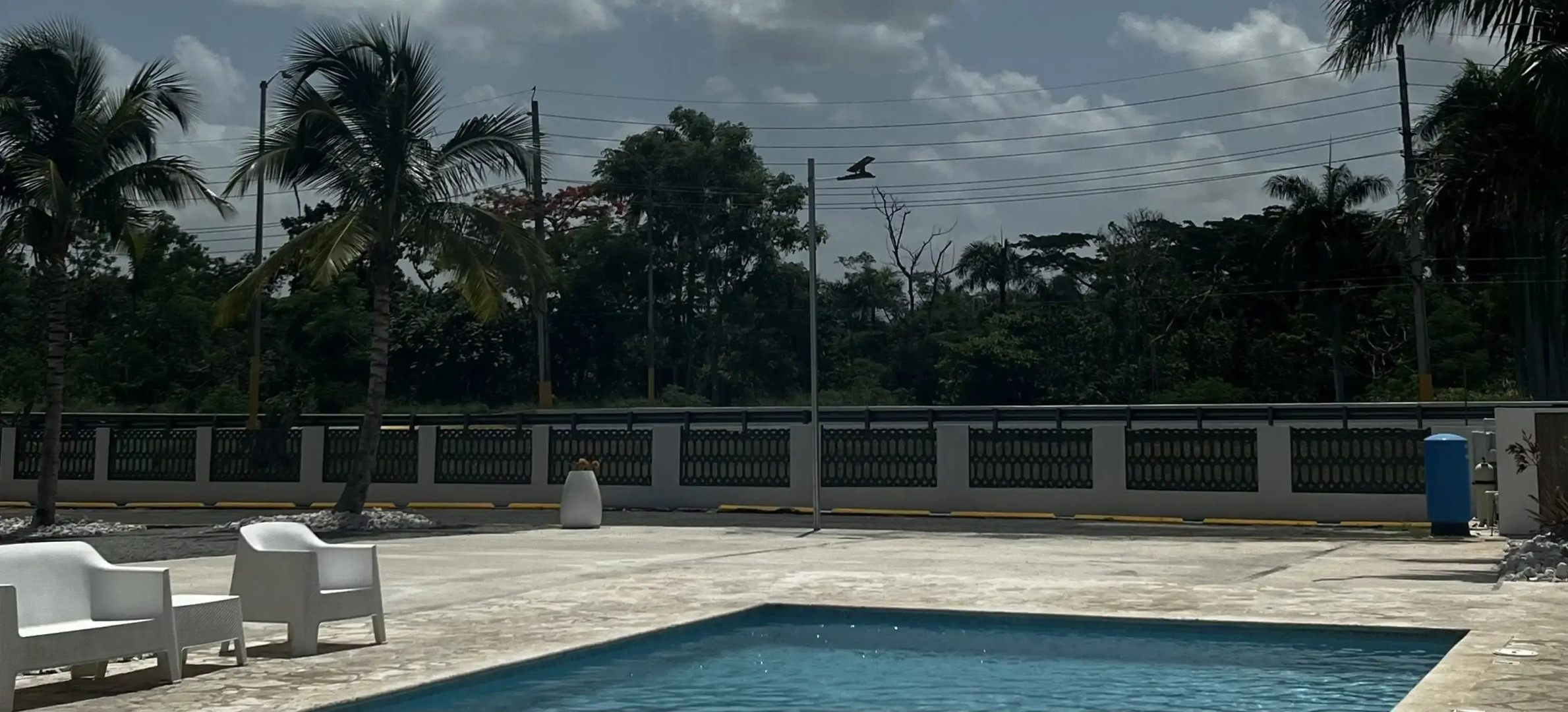 Douglas Highway Hotel