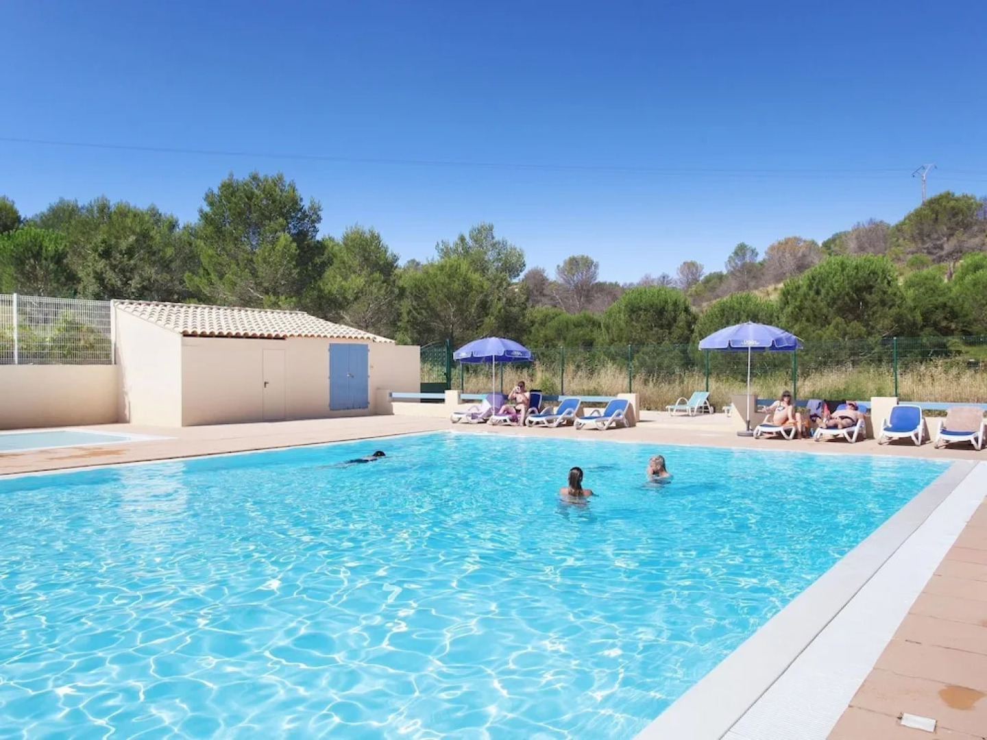 Cozy Chalet With Covered Terrace in Green Surroundings