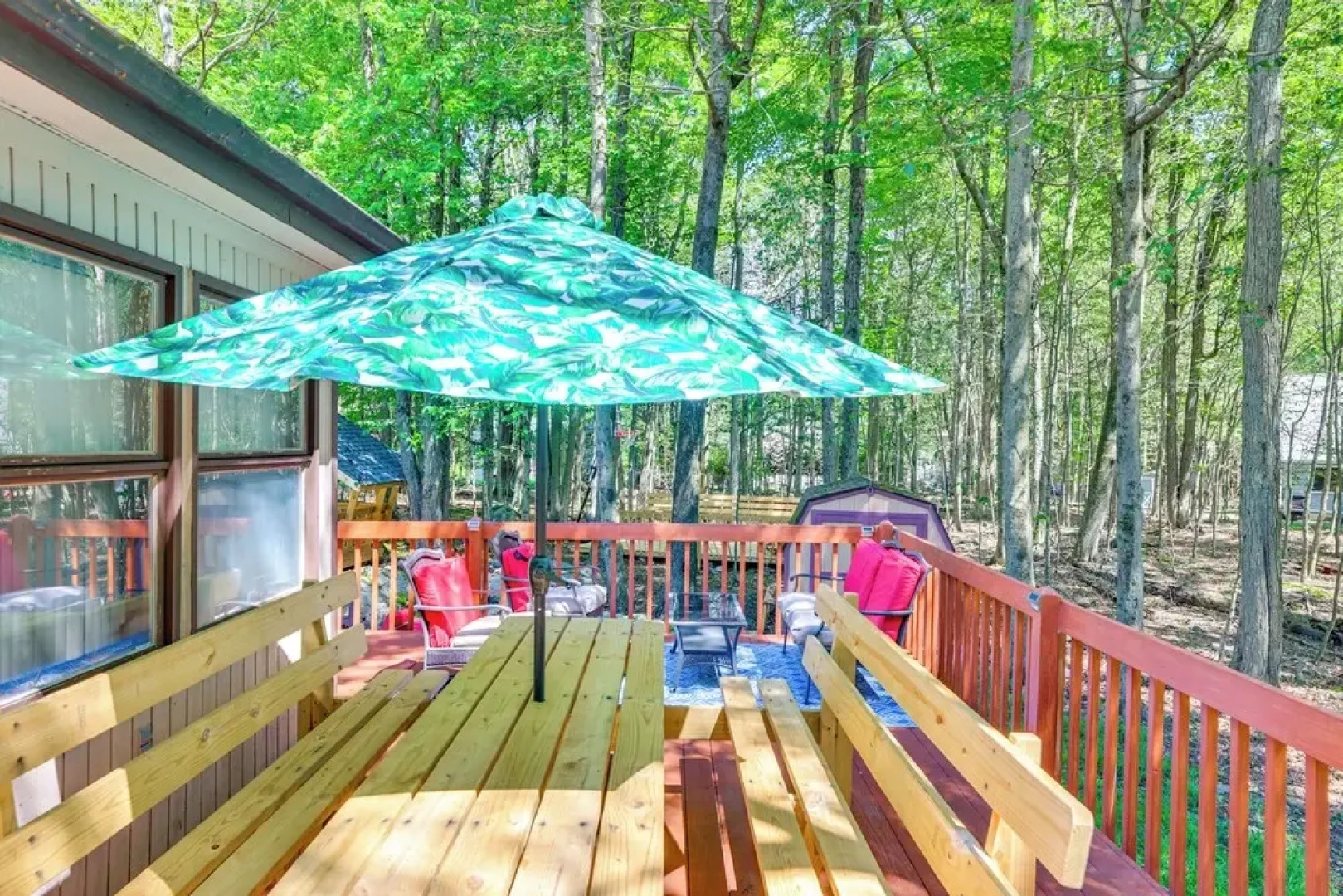 Tobyhanna Retreat w/ Deck, Pool + Lake Access!