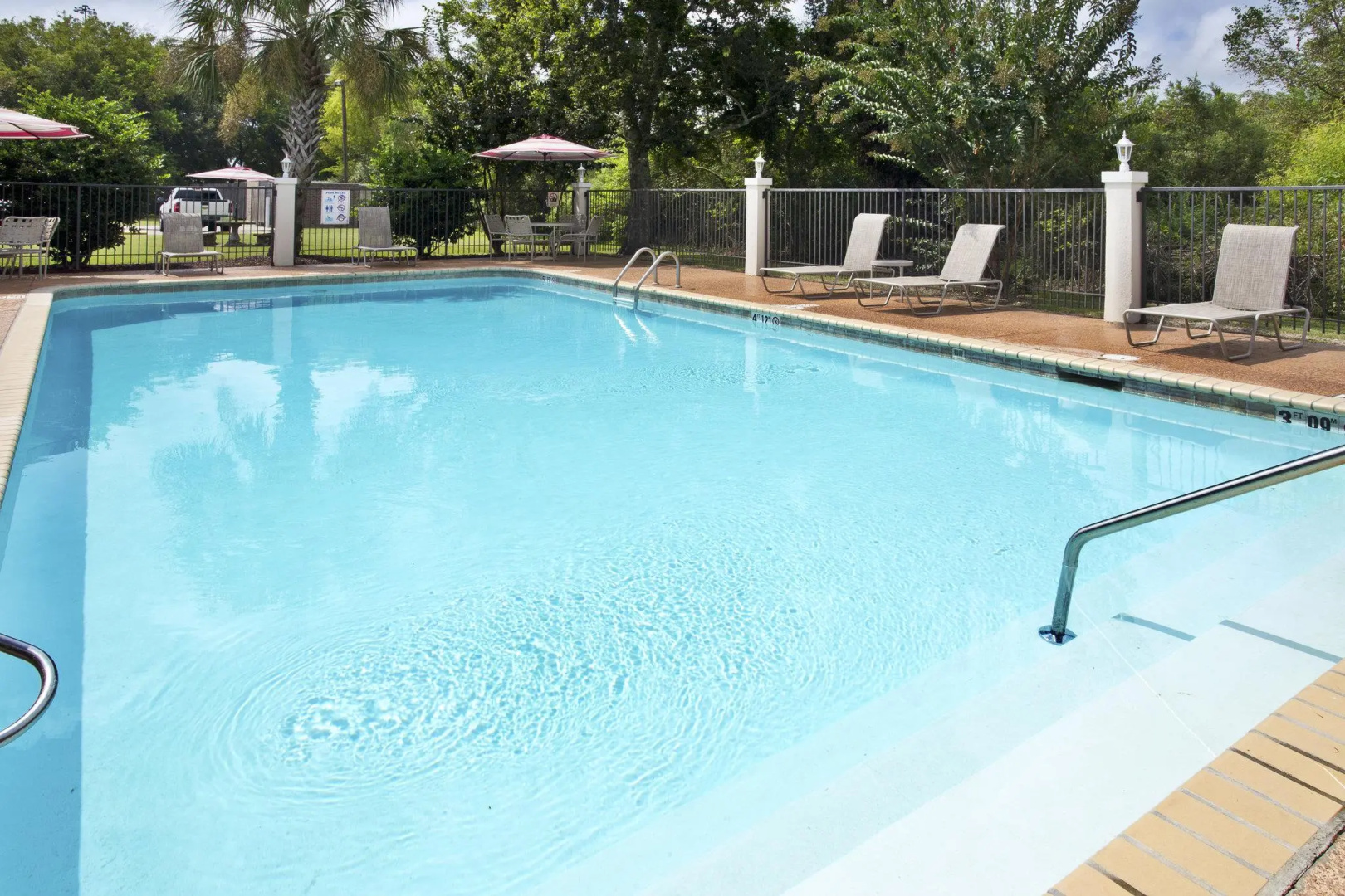 Holiday Inn Express Breaux Bridge by IHG