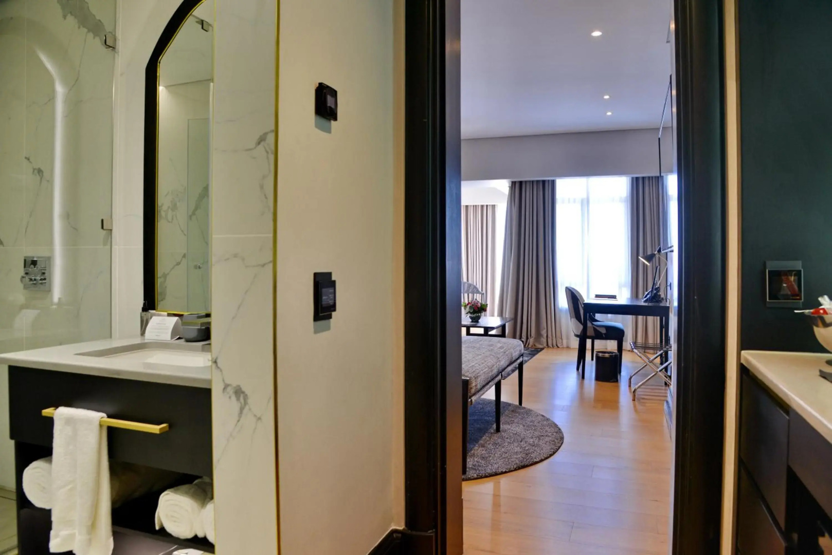 Apogee Boutique Hotel & Spa