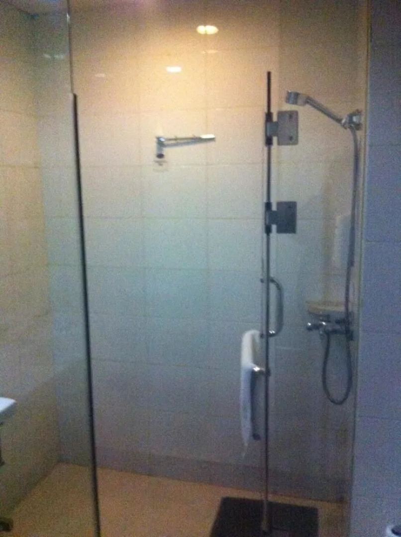 Hanting Hotel (Binzhou Zhongbai Building)