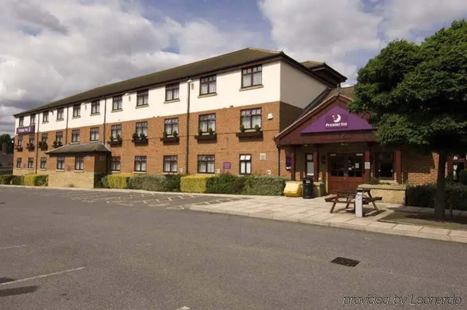 Ibis Wakefield East - Castleford