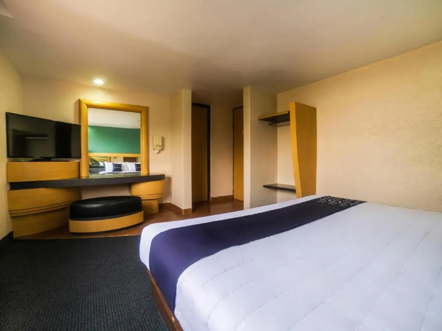 Capital O Autoparador Del Valle,Centro Industrial Tlalnepantla