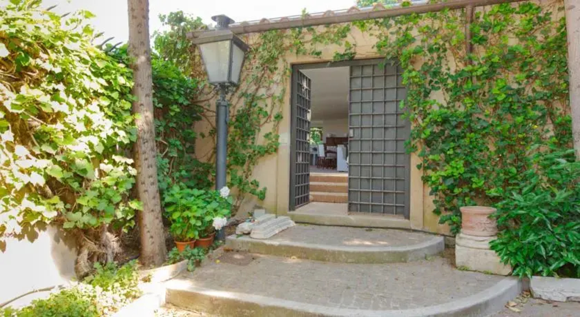 Habitats Villa Fortuny Apartments