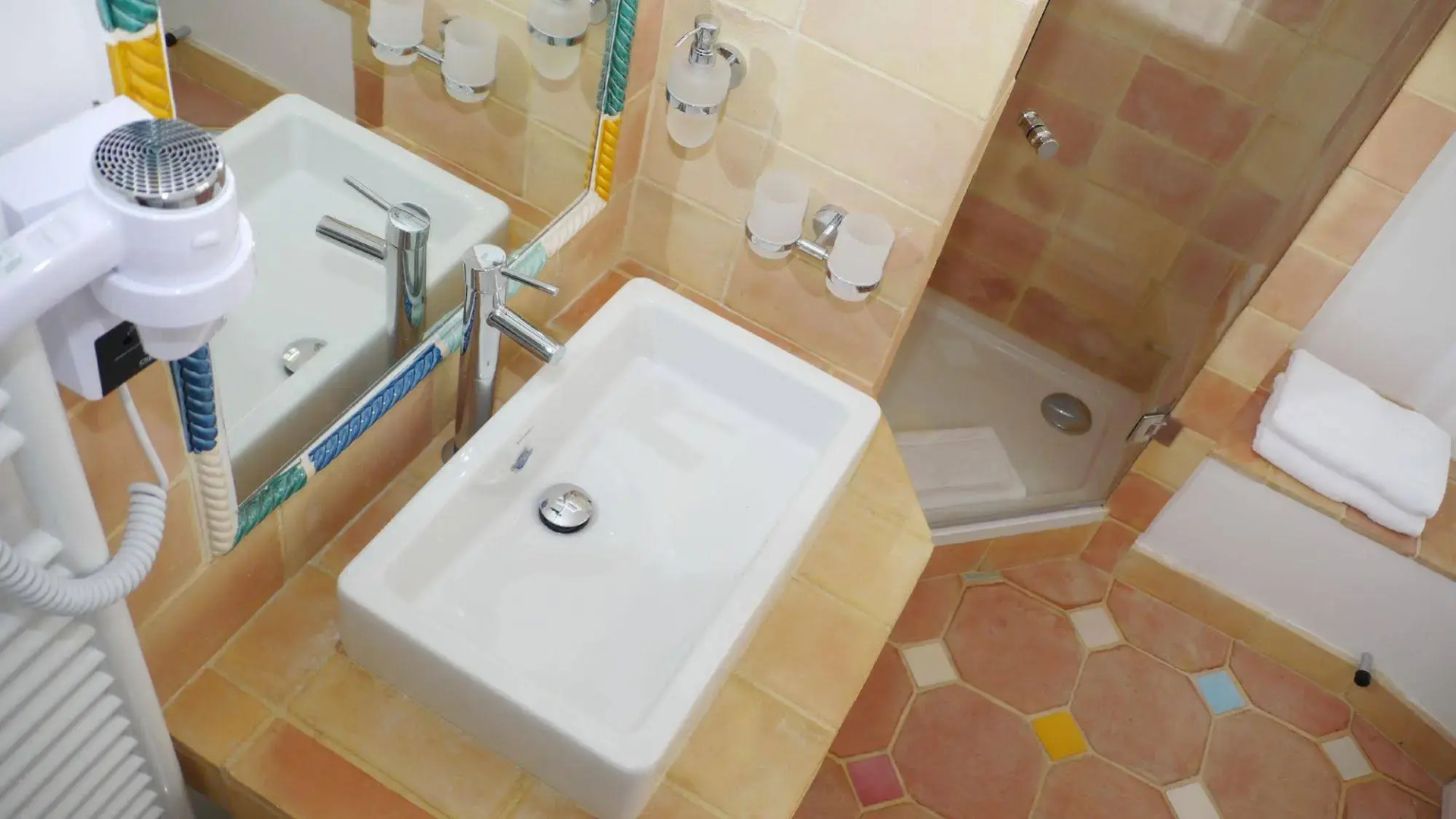 Hotel Royal Bon Repos