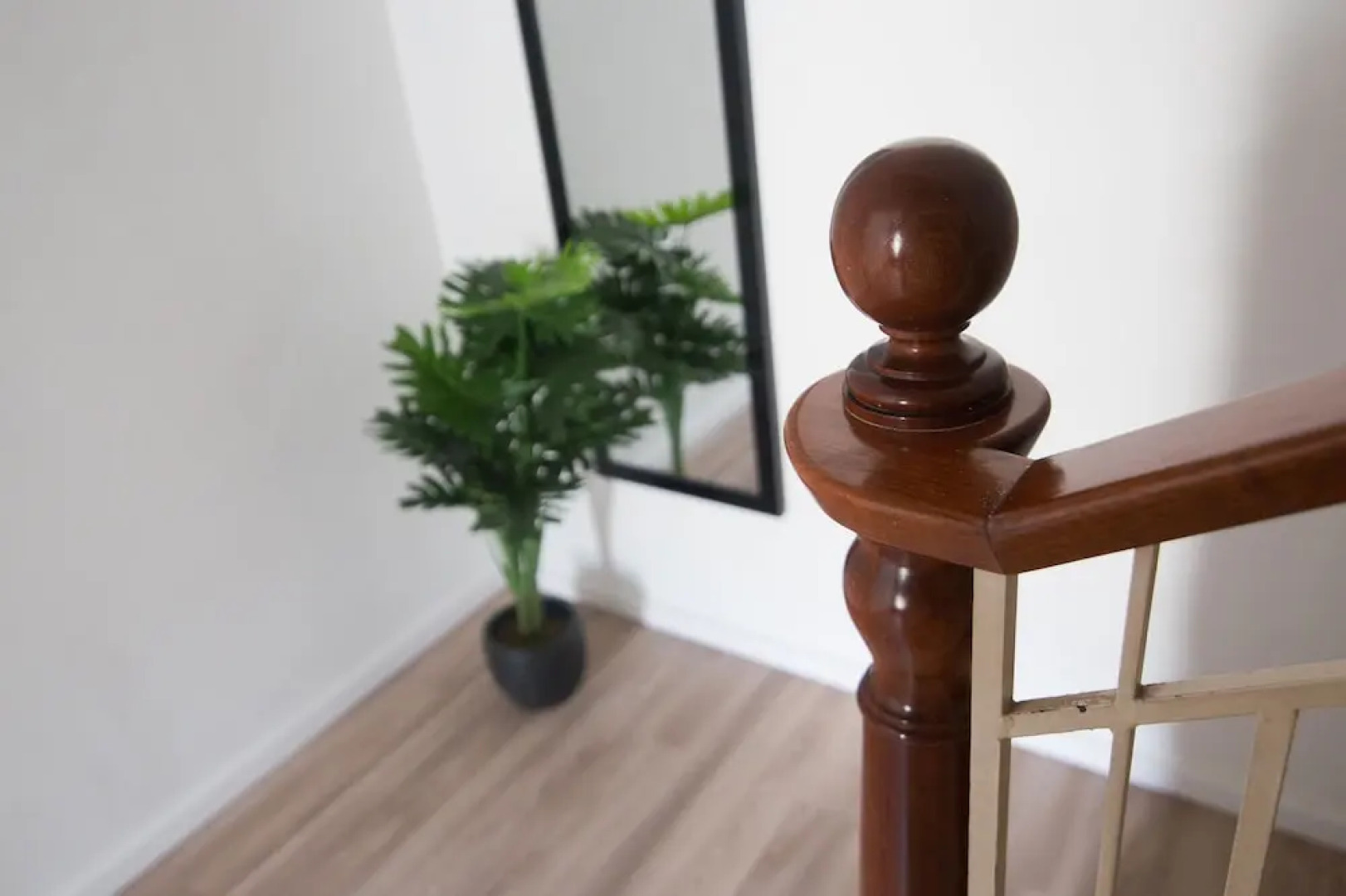 The Burrow City Rooms (Homestay)