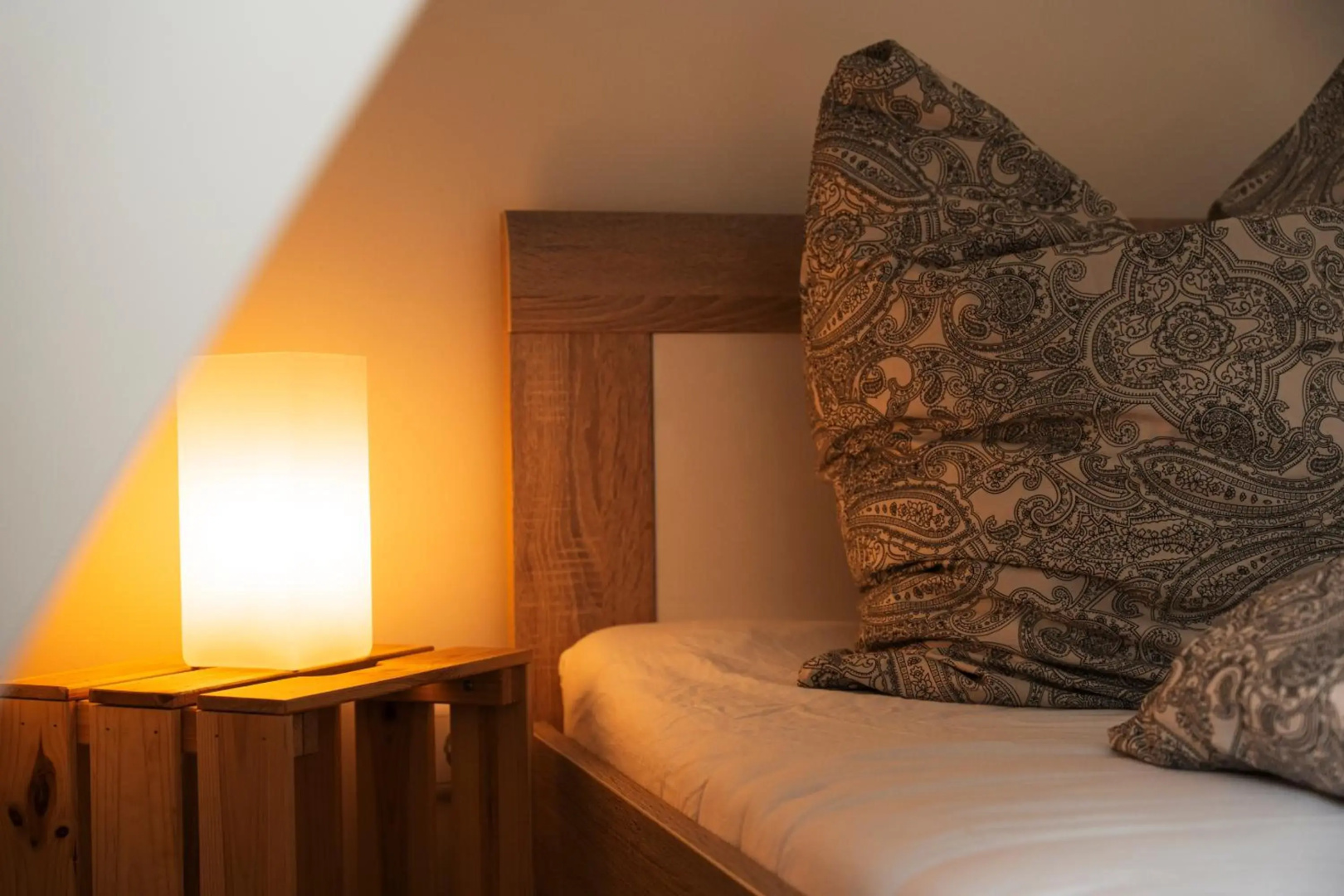 Wölkchen - Wohnung mit Balkon, Holzdielen & TV