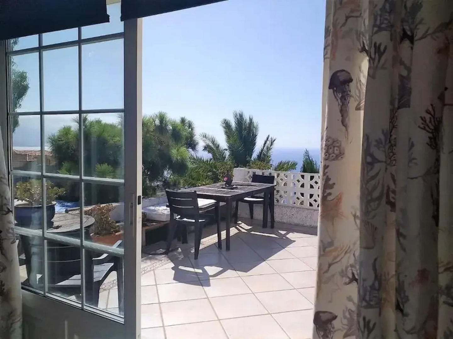 Zen Republic Villa Vista mar