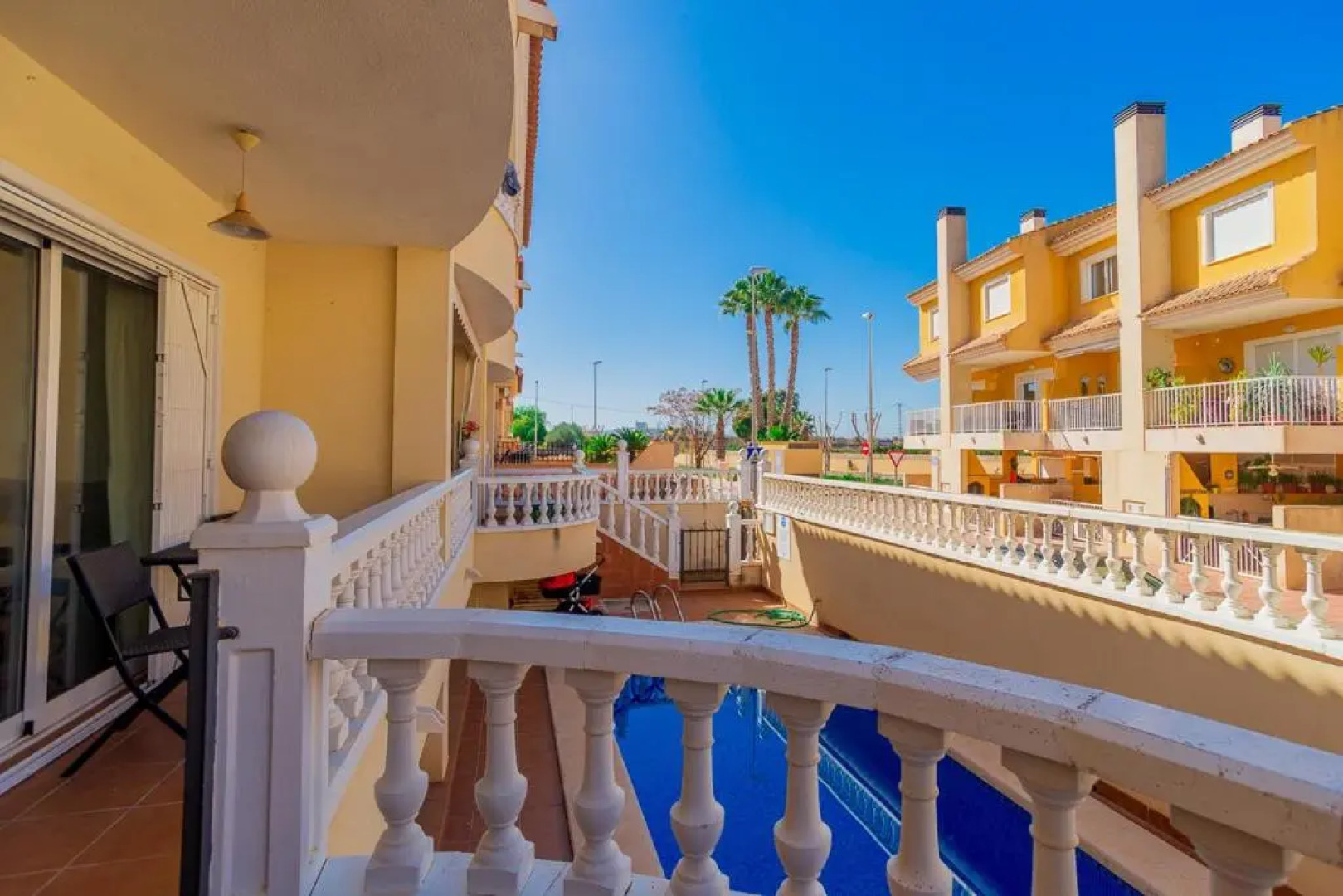 2 bedroom 2 Bathroom Entire Apartment in Rojales with Pool