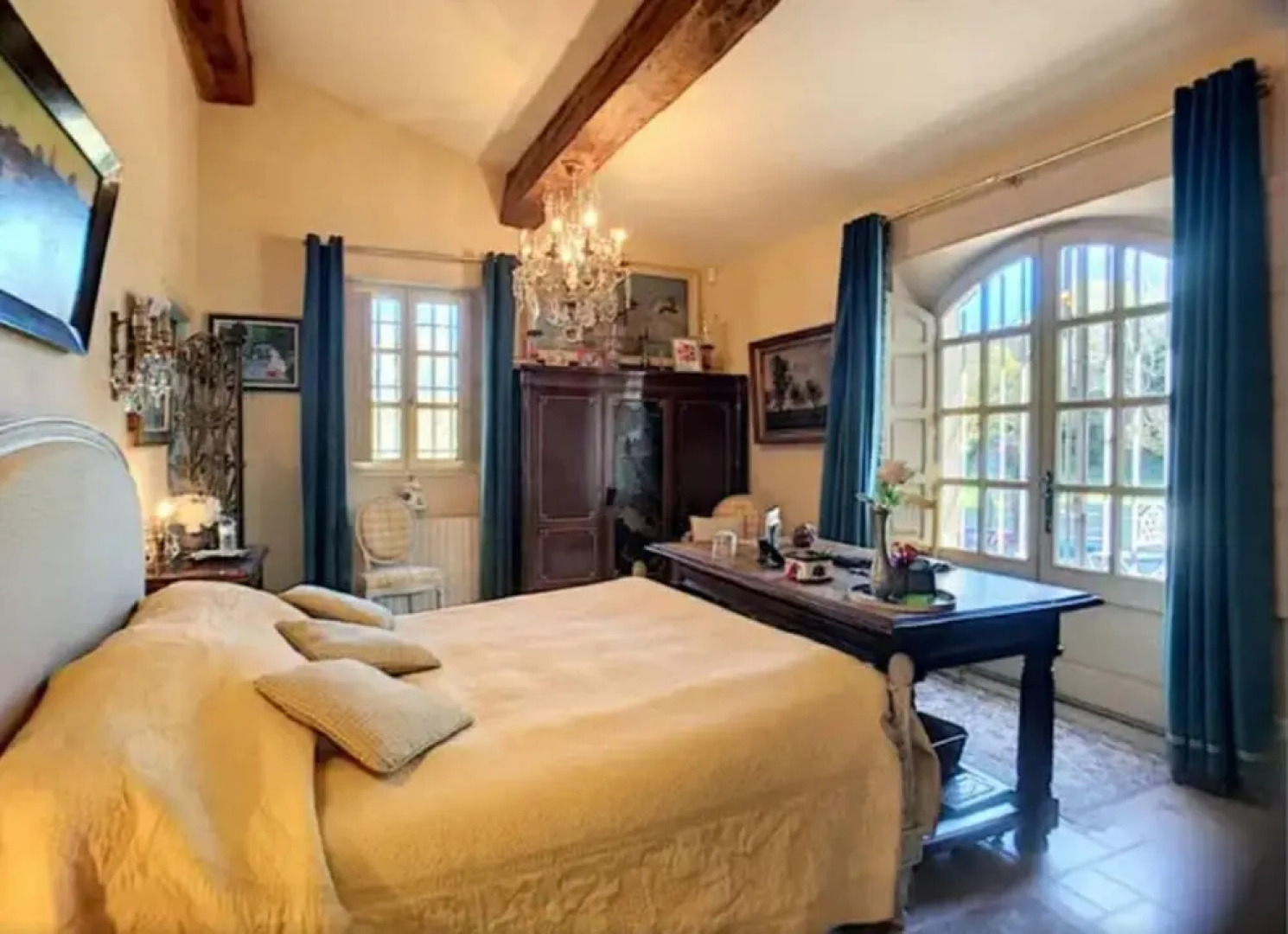 Villa With 5 Bedrooms in Eygalières, With Private Pool, Furnished Garden and Wifi