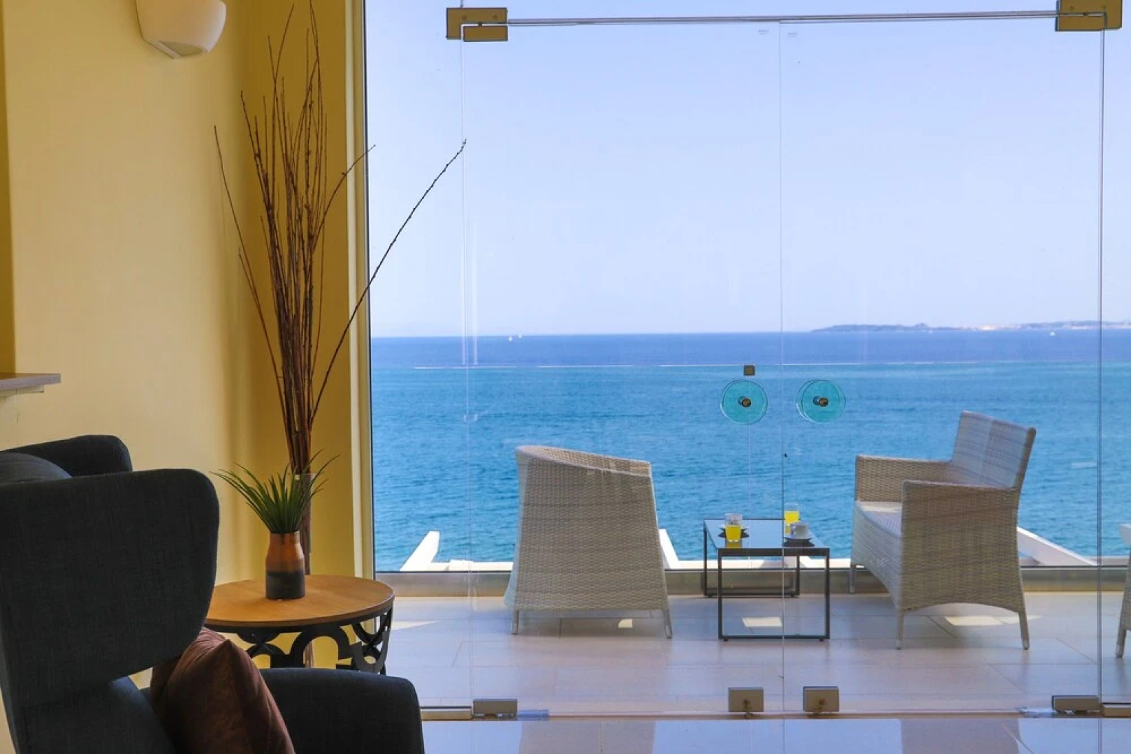 Room in Guest Room - Homric Boutique