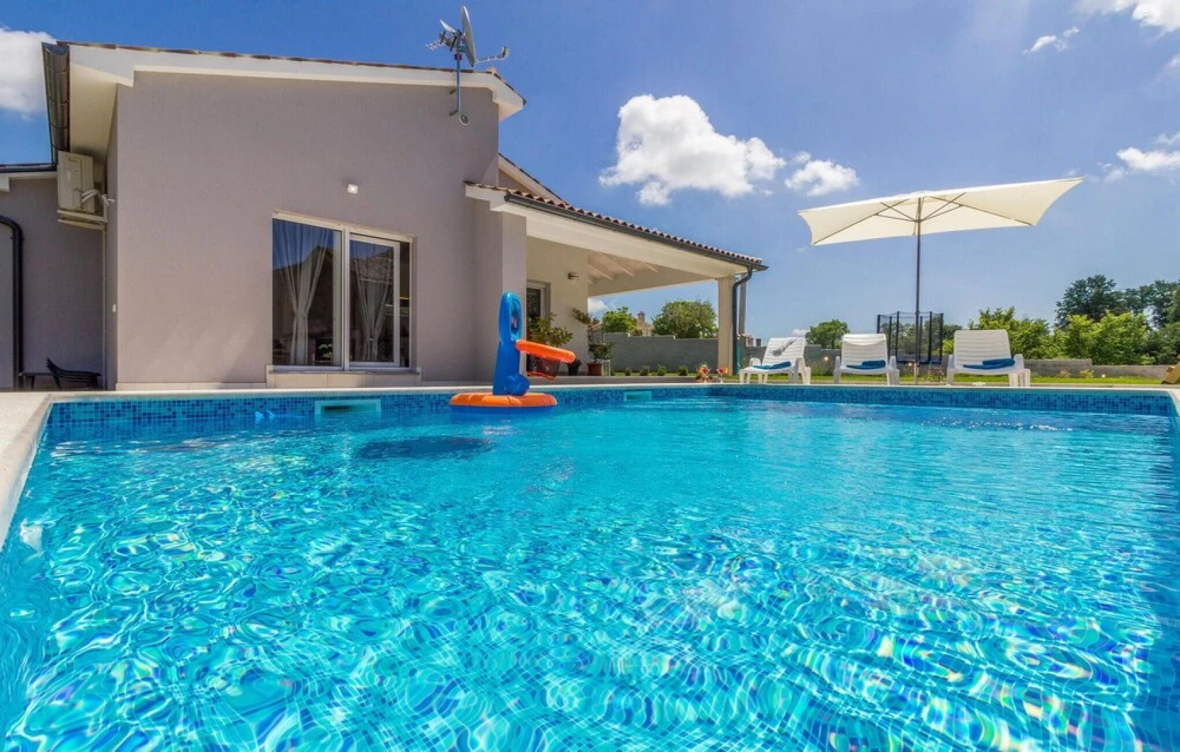 Beautiful Home in Cetinici With Wifi and 3 Bedrooms