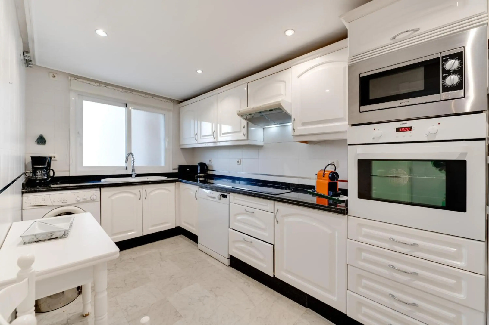 Dominion Beach Apartment