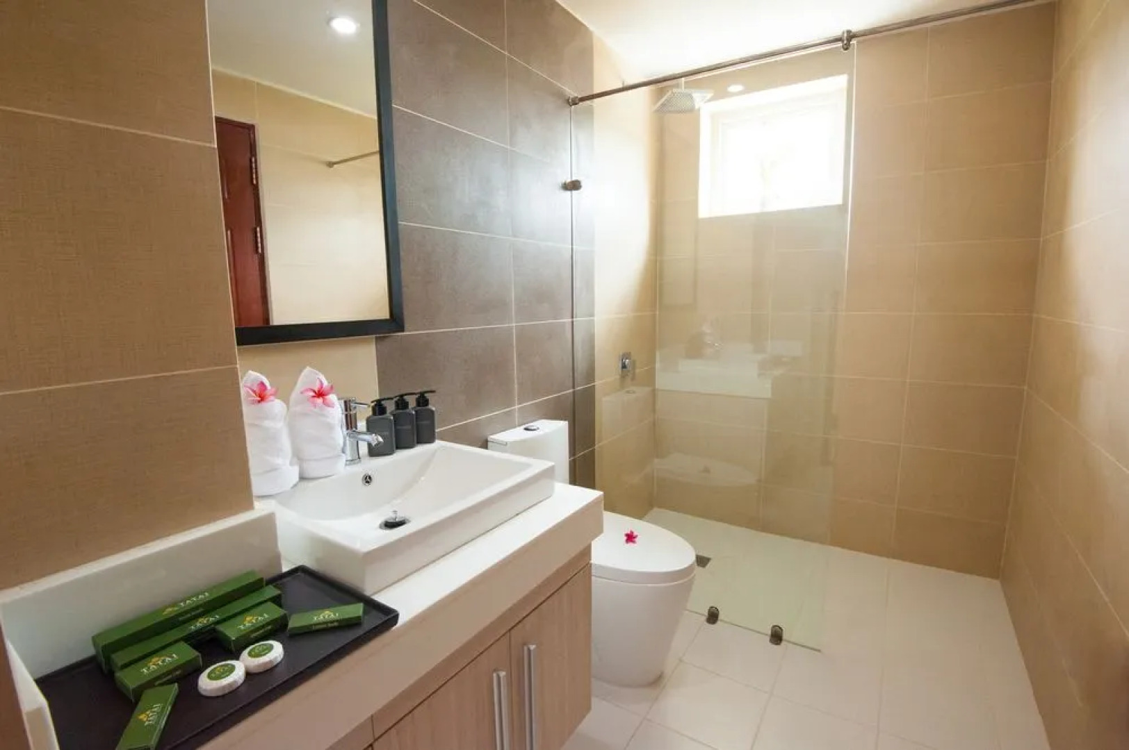 Tatai Resort & Marina