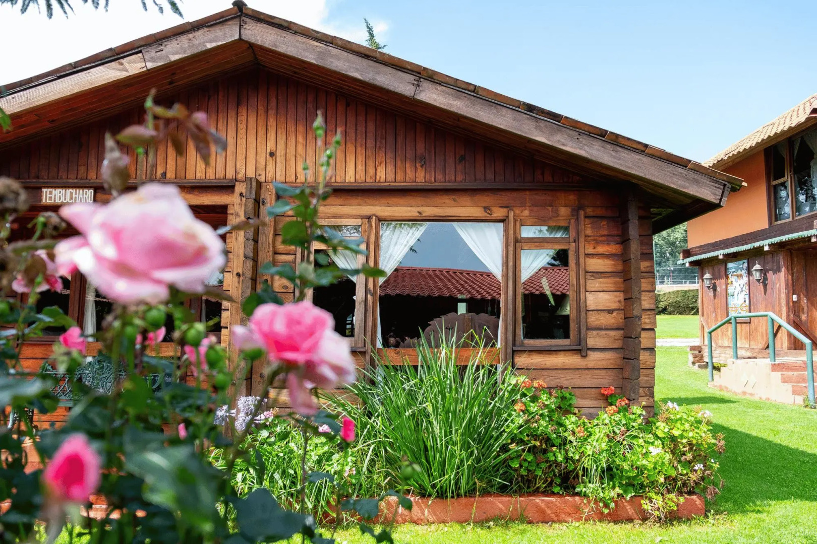 Zirahuen Forest And Resort