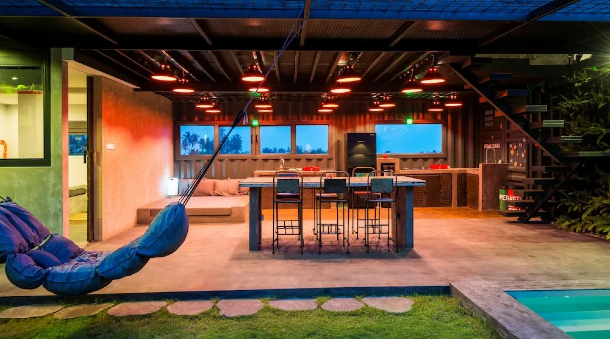 Urban Villa - Joshua District