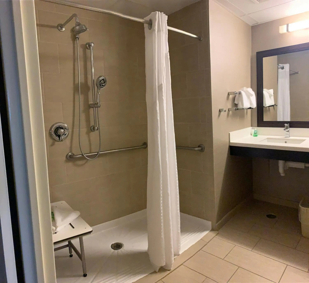 Holiday Inn Wilkes Barre - East Mountain by IHG