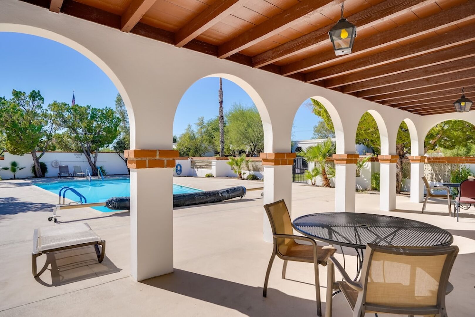 Gorgeous Green Valley Getaway w/ Community Pools!