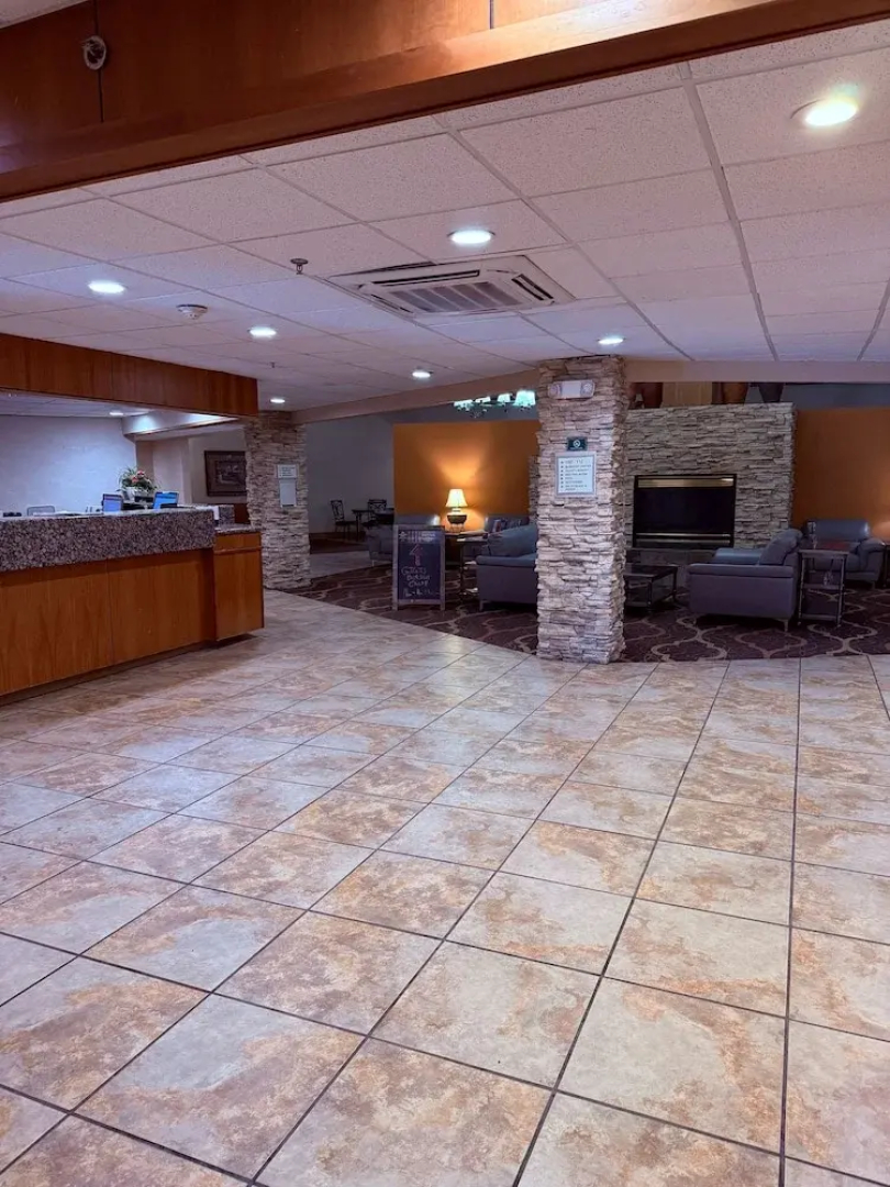 Mountain Valley Inn & Suites