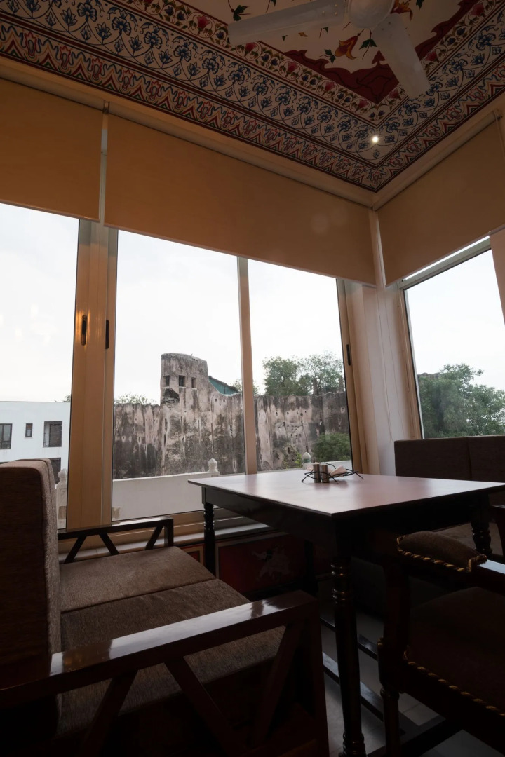 Chitra Katha - A Story Per Stay