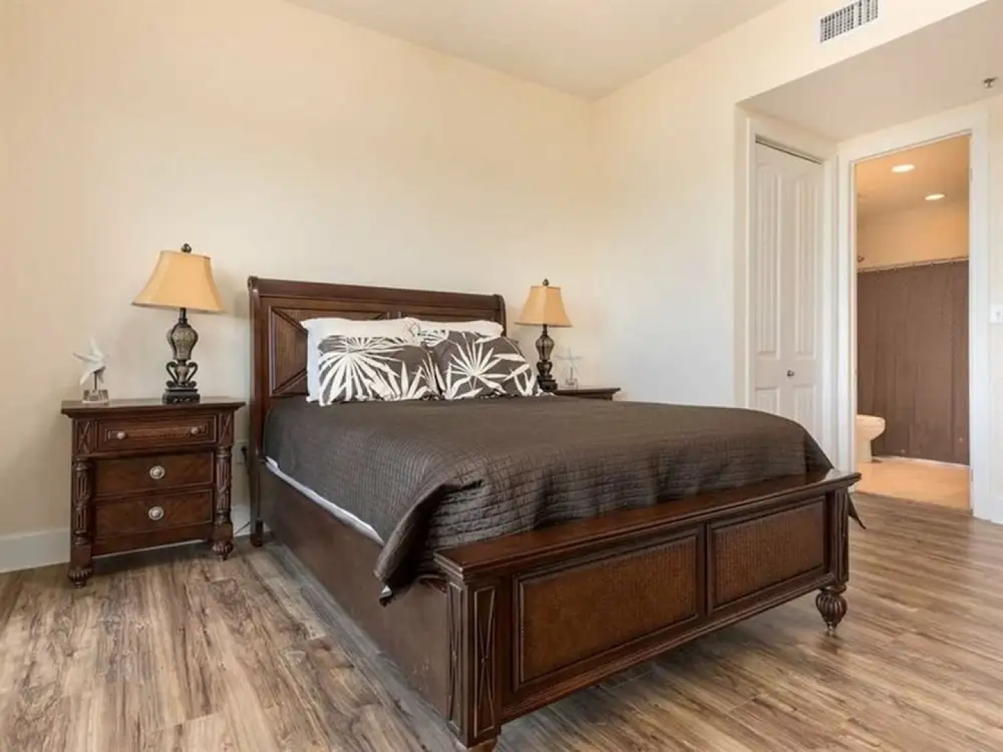 Sailmaker's Place by Meyer Vacation Rentals